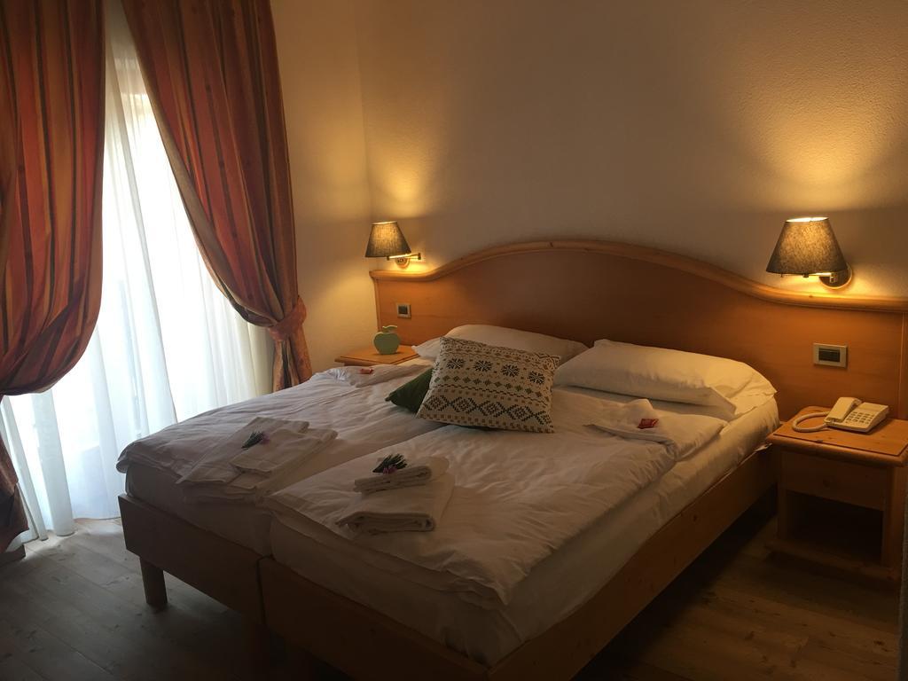 I Tre Magli Hotel Dimaro Exterior foto